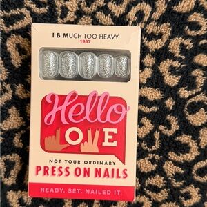 Hello Love Silver Press On Nails